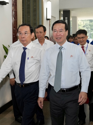 Chủ tịch nước Võ Văn Thưởng gặp gỡ, biểu dương các thế hệ thanh niên tình nguyện