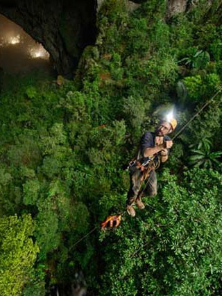Du lịch hang Sơn Đoòng Quảng Bình: Hành trình thám hiểm độc lạ