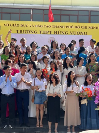 Ngày 20.11, thầy cô, học sinh nghỉ nửa ngày được không?