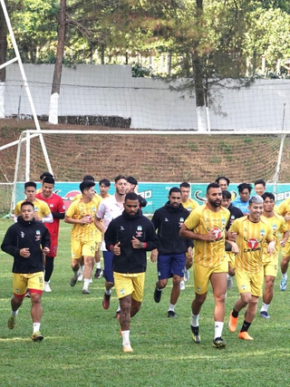 Bầu Đức bắt tay HLV Vũ Tiến Thành, HAGL sẵn sàng tăng tốc ở V-League
