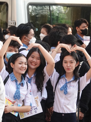 Lắng nghe tâm tư tuổi 18 của học sinh trước thềm Tết Nguyên đán 2024