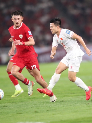 Đội tuyển Việt Nam: Ông Troussier phải thay đổi triệt để tại Mỹ Đình