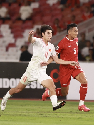 Thông số đáng lo của đội tuyển Việt Nam: HLV Troussier thay đổi khi tái đấu Indonesia?