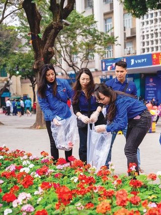 Đoàn góp phần to lớn vào xây dựng nông thôn mới: 
Công trình làm Hà Nội đẹp hơn