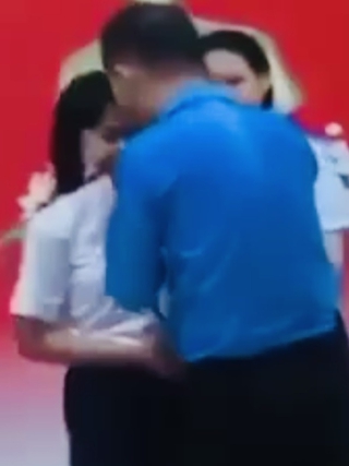 Thầy giáo có dấu hiệu đe dọa nữ sinh: Nhà trường xin lỗi gia đình học sinh