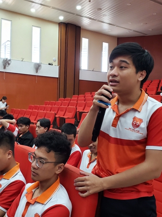 Chuyên gia về ô tô 'bật mí' bí quyết thành công