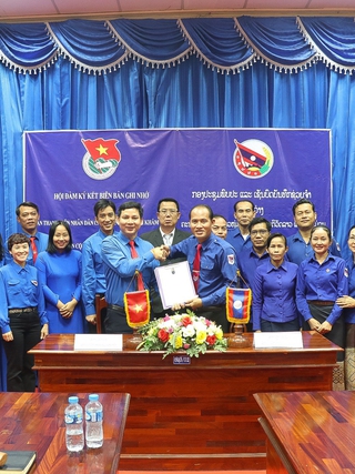 Kết nối tuổi trẻ 2 tỉnh Quảng Bình - Khăm Muồn