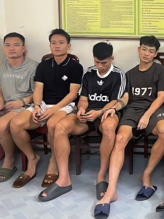 Đạo đức cầu thủ Việt Nam: Không bản lĩnh sẽ dễ sa ngã