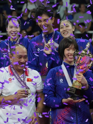 Chiêu độc của HLV Tuấn Kiệt mang lại thành công rực rỡ cho bóng chuyền nữ Việt Nam