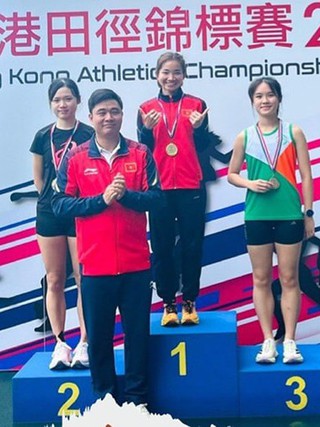 Vượt thành tích SEA Games, Nguyễn Thị Oanh đoạt HCV giải điền kinh quốc tế Hồng Kông