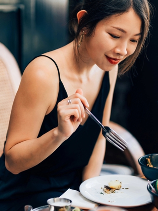 Ăn nhanh, lý do bạn không thể giảm cân?