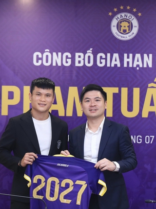 Phạm Tuấn Hải được CLB Hà Nội ký tiếp 3 năm, sắp ra nước ngoài thi đấu

