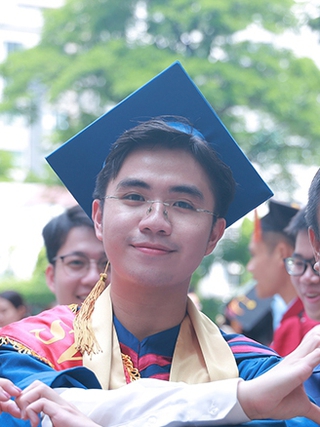 Hành trình chinh phục thủ khoa kép của nam sinh ngành quốc tế