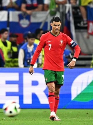 Dự đoán tứ kết EURO 2024 hôm nay: Tây Ban Nha, Pháp ưu thế ở trận 'bom tấn'