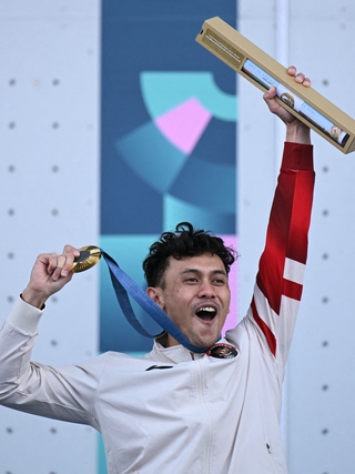 Lại đến Indonesia có HCV Olympic 2024: VĐV leo núi làm nên lịch sử, thắng VĐV Trung Quốc