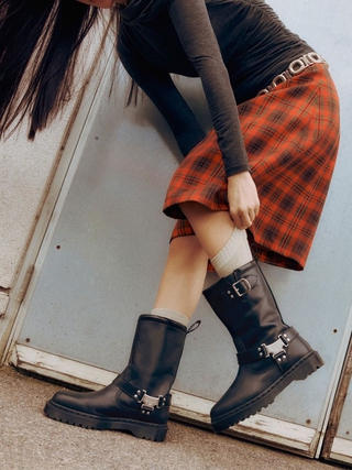 Nhất định phải có giày boots trong mùa này, bí quyết 'cân đẹp' mọi phong cách
