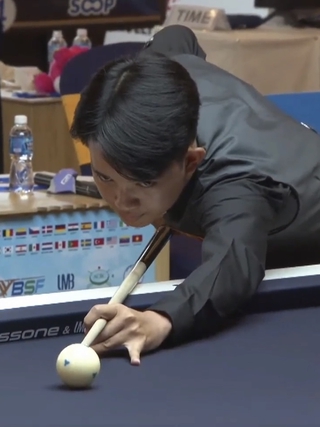 Billiards 3 băng: Cơ thủ Việt Nam liên tục tung sê-ri lớn, thắng thuyết phục trận ra quân