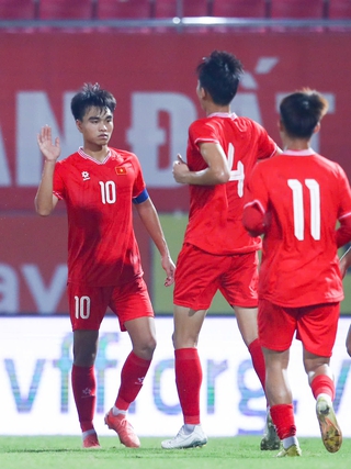 U.20 Việt Nam thắng liên tục, HLV và đội trưởng Công Phương vẫn chưa hài lòng điều gì?