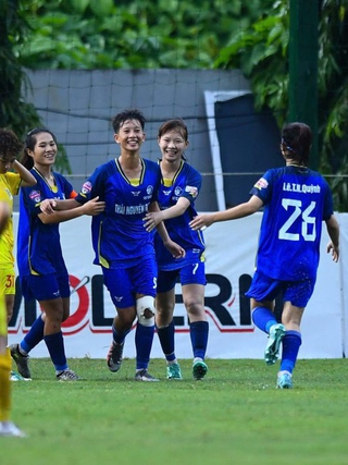 U.19 Thái Nguyên T&T vào tốp 3 nhờ cú đúp sai lầm của thủ môn đội TP.HCM