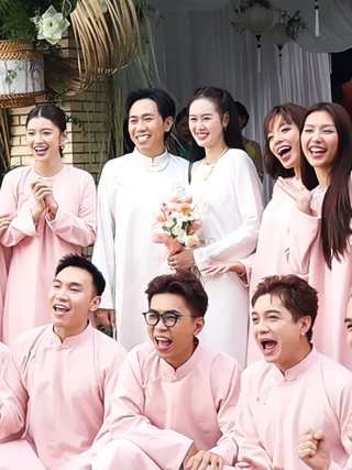Diễn viên Anh Đức đi xe cổ đón dâu, Minh Dự và Ali Hoàng Dương bê tráp