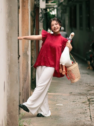 Những gam màu khi kết hợp với sắc đỏ sẽ giúp bạn thêm nổi bật