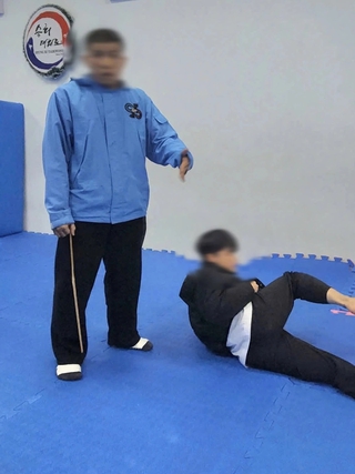 Vụ HLV taekwondo bị tố đánh võ sinh: Gia đình lên tiếng sau cuộc gặp rất quan trọng