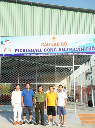 Công an TP.Cần Thơ ra mắt CLB pickleball cùng 3 sân thi đấu