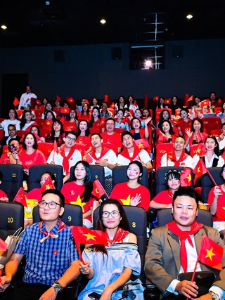 Concert quốc gia 'Tổ quốc trong tim' trở lại với phiên bản chiếu rạp