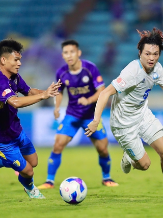 Bảng xếp hạng V-League mới nhất: CLB CAHN bùng nổ tốp đầu, Nam Định và HAGL đua trụ hạng?
