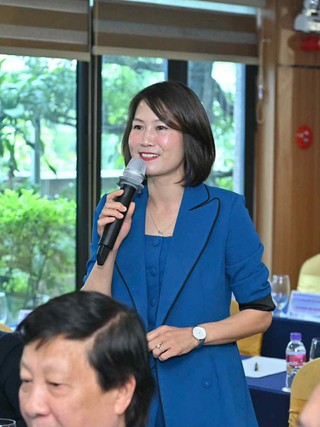 12 đội tranh tài giải vô địch bóng đá nữ 7 người quốc gia Carefor Cup 2025