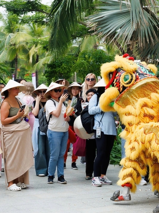 Đà Nẵng nên làm gì để thu hút khách Nga?