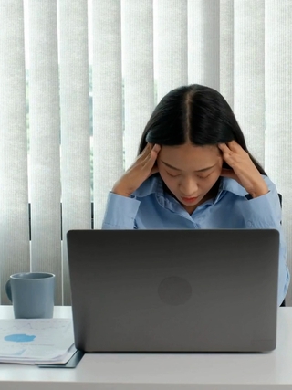 4 dấu hiệu cảnh báo cơ thể đang thiếu ngủ