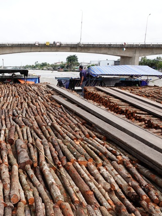 Độc đáo chợ nổi trên sông Cái Côn ở miền Tây: Không bán trái cây