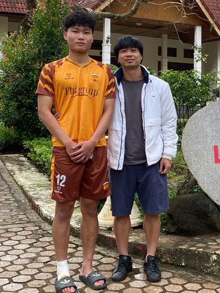 Công Phượng trở lại thăm HAGL, ký ức xưa dội về…