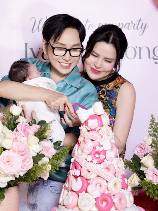 NSƯT Vũ Luân - Phương Lê lần đầu công khai con gái