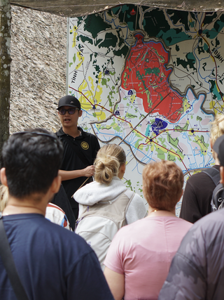 Địa đạo Củ Chi hấp dẫn khách Tây