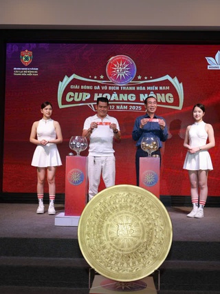 Giải bóng đá Thanh Hóa miền Nam hướng đến đồng bào miền Trung 