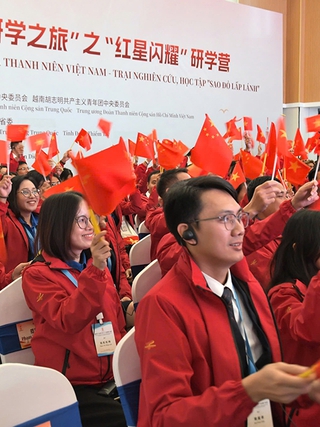 Cầu nối cho tương lai và hiểu biết sâu sắc hơn giữa hai dân tộc