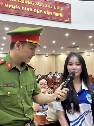 Một gia đình ở TP.HCM ‘thoát’ bắt cóc online trong gang tấc nhờ điều này…