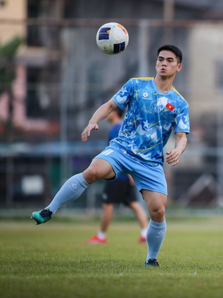 U.23 Việt Nam tập buổi đầu tiên tại Thái Lan, điều ít biết về sân bãi: VFF lên tiếng khẩn