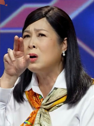 Hồng Vân 'nổi đóa' khi bị bản sao khui loạt bí mật trên truyền hình