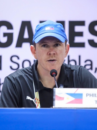 HLV Philippines đau đớn vì không vào chung kết, chỉ ra điểm quá vượt trội của U.23 Việt Nam...