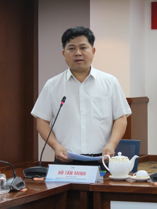 Khoản thu, phân chia nguồn thu giữa nhà trường và đối tác liên kết ra sao?