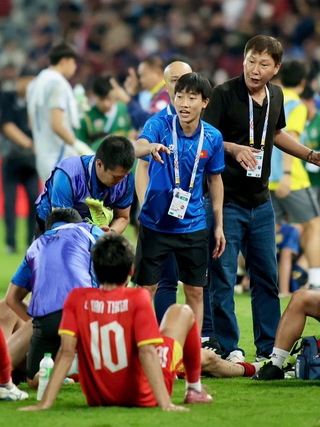 Thầy Kim tiết lộ với Thanh Niên: Lời dặn gan ruột giúp U.22 Việt Nam ngược dòng không tưởng trên đất Thái