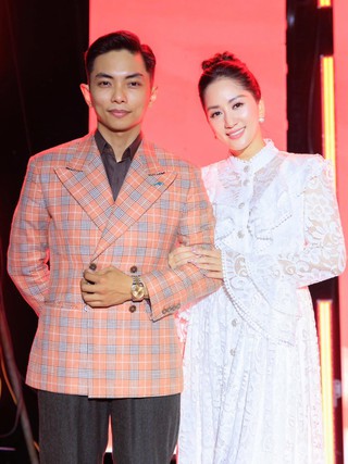 Phan Hiển đăng ảnh cũ bên Khánh Thi, tiết lộ trăn trở sau 3 năm ngày cưới