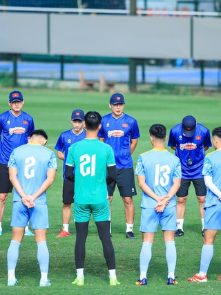 U.23 Việt Nam đang tập gì để mơ kỳ tích châu Á, Lý Đức mong Đình Bắc giành Quả bóng vàng