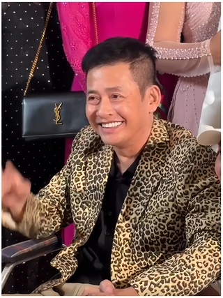 Nghệ sĩ Tấn Beo tái xuất trong ngày con trai cưới vợ