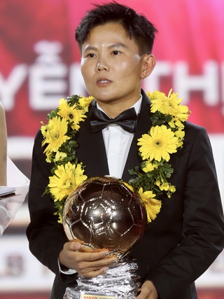 Quả bóng vàng Việt Nam Bích Thùy: Nước mắt không còn vị đắng