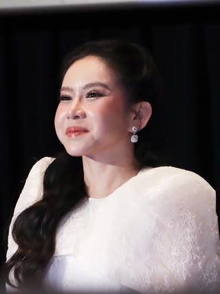 Bình Tinh mất ngủ, xin tổ thoát vai nghệ sĩ cải lương để đóng phim điện ảnh