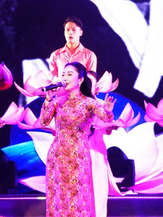 Đất phương Nam hiện ra thật đẹp 